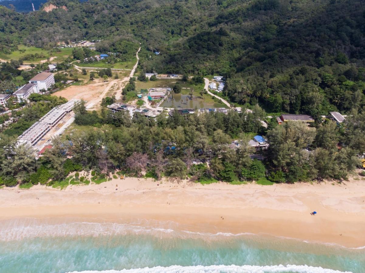 Naithon Beachfront Condotel Eksteriør billede